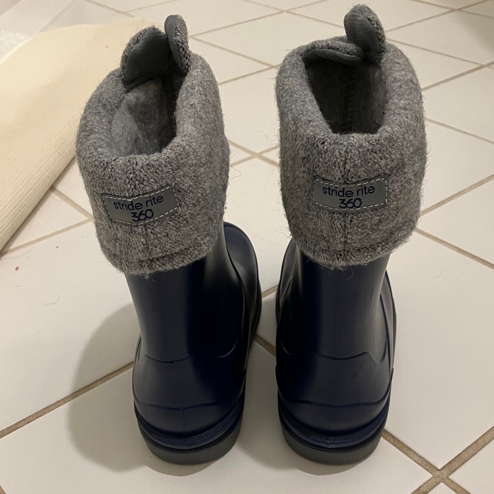 STRIDE RITE 360 Gecko Rain Boots - Picture 7 of 11